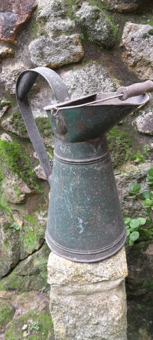 Jarro Antigo em chapa