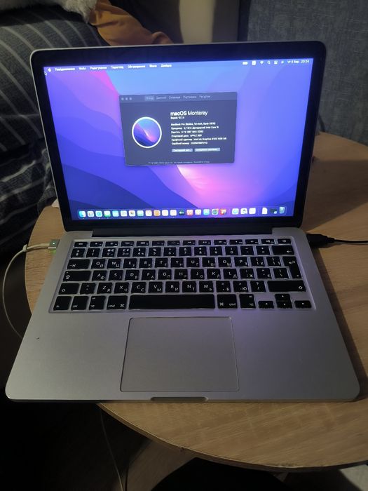 Продам макбук про13 2015