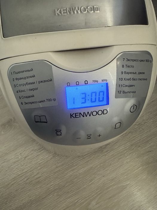 Хлібопіч Kenwood BM-210