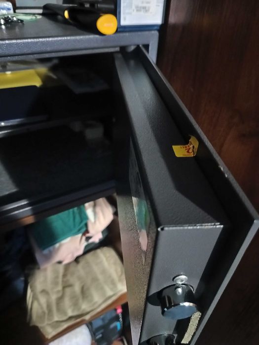 Продам сейф валберг взломостійкий німецький замок маєр