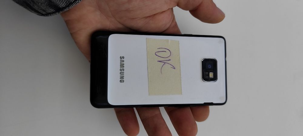 Ретро Samsung Galaxy S II (GT-I9100) / Android 2.3.3 / Робочий раритет