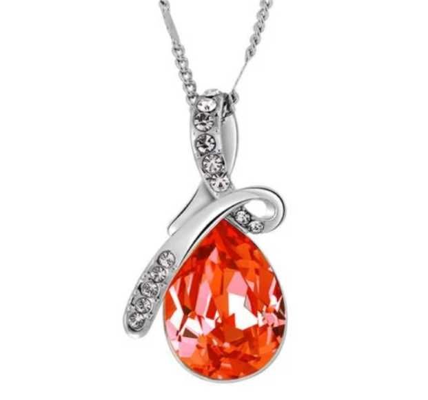 Fio com Pendente de Cristal Vermelho