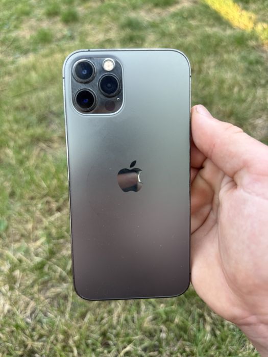 iPhone 12 Pro 128GB | АКБ 100% | 2 чохли + 2 скла у подарунок