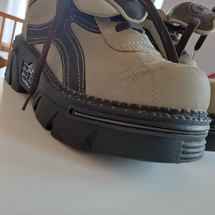 Buty na platformie Booster rozm.42 skorzane