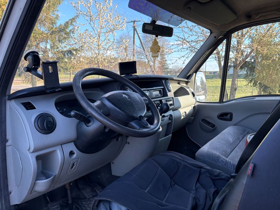 Renault master L2H2 2.5 DCI uszkodzony silnik