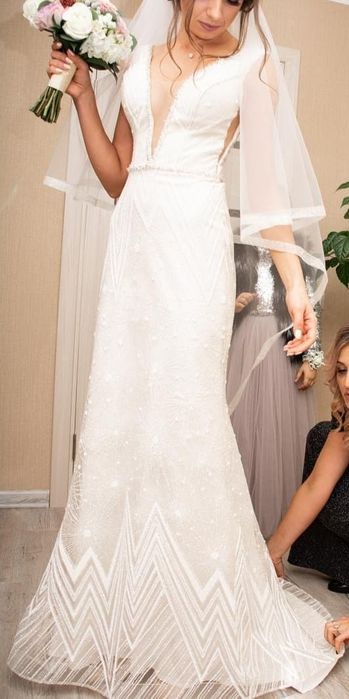 Шикарное свадебное платье