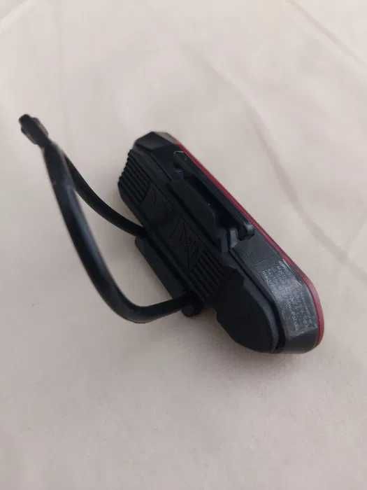 Lampka tylna rowerowa jasne światło panel LED ładowany akumulator USB