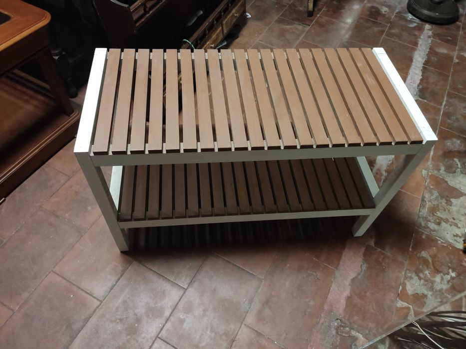 Mesa de cabeceira apoio