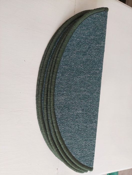 Nakładki Dywaniki na stopnie schodów 4 sztuk 17x55cm nowe zielone
