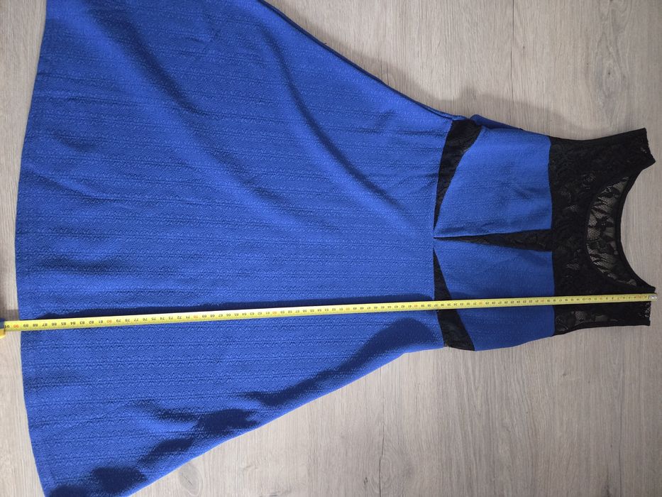 Sukienka elegancka i codzienna