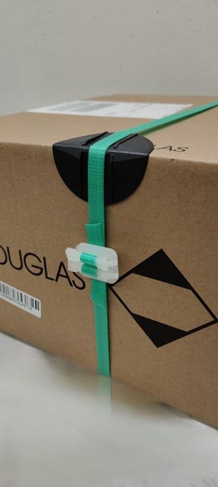 Forma wtryskowa na narożnik osłonowy pod taśmę PP