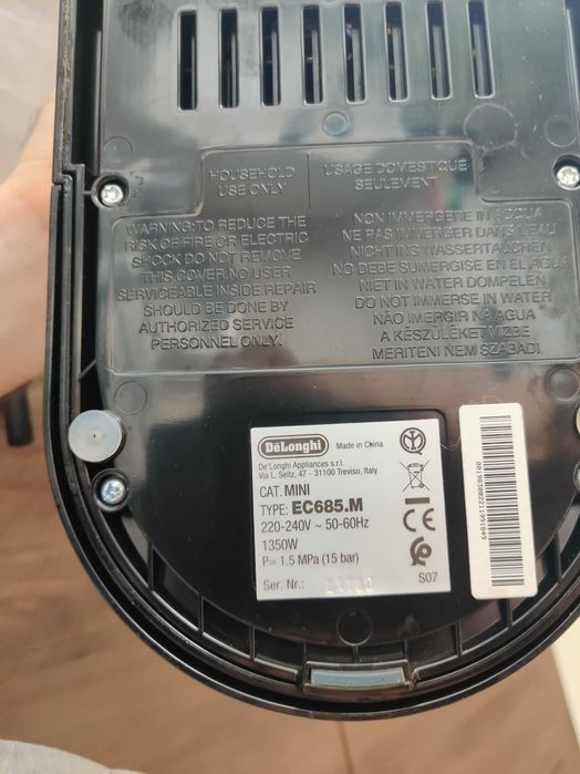 Ekspres do kawy DeLonghi EC685.M
