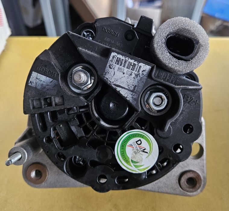 Audi A3 A4 nowy alternator AS A0042PR 90A VW Golf 1.6 1.8 1.9 TDI
