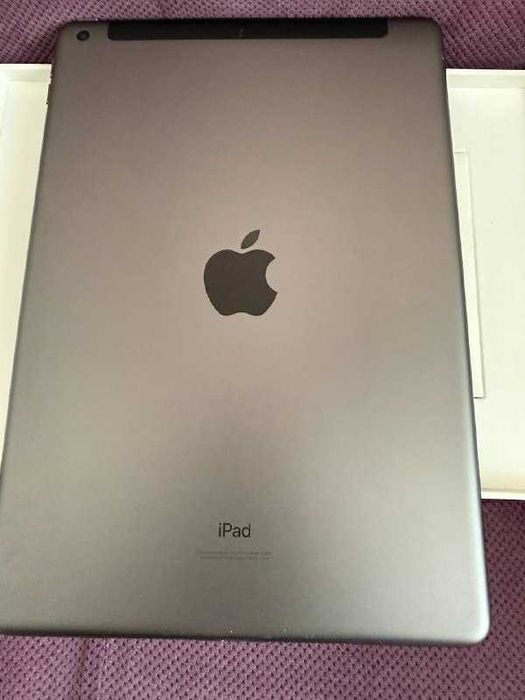 Apple iPad 10.2  256 GB