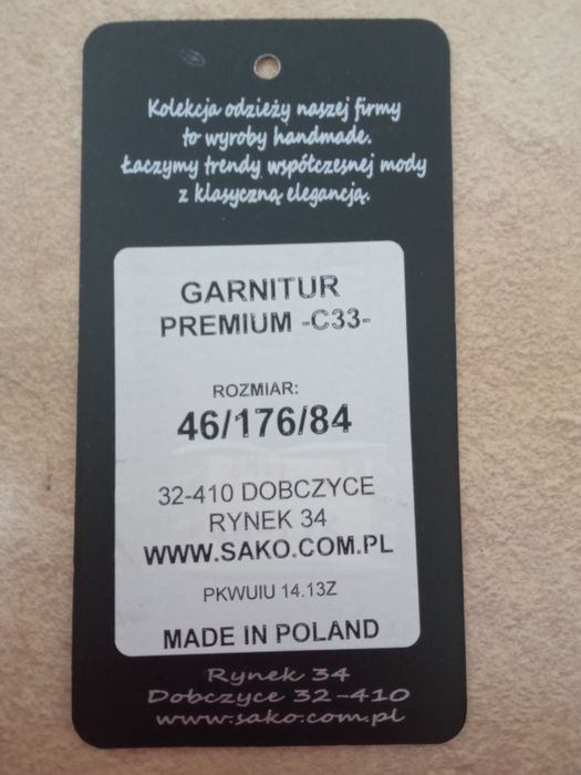 Garnitur na szczupłą, wysoką osobę! Stan odealny !