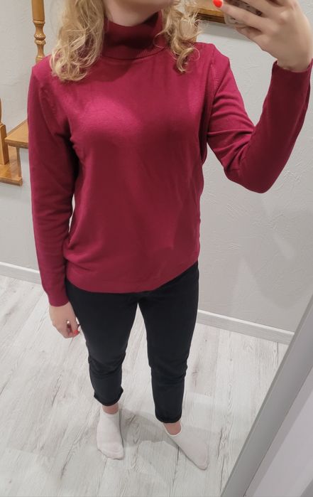 Piękny, nowy, różowy golfik