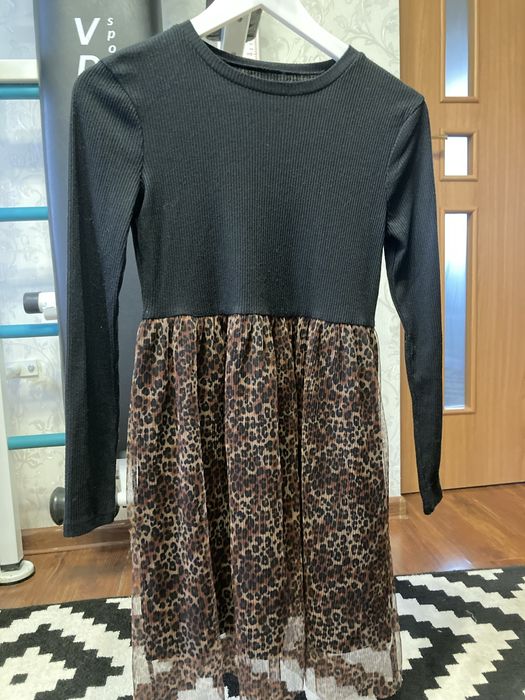 Сукня для дівчинки