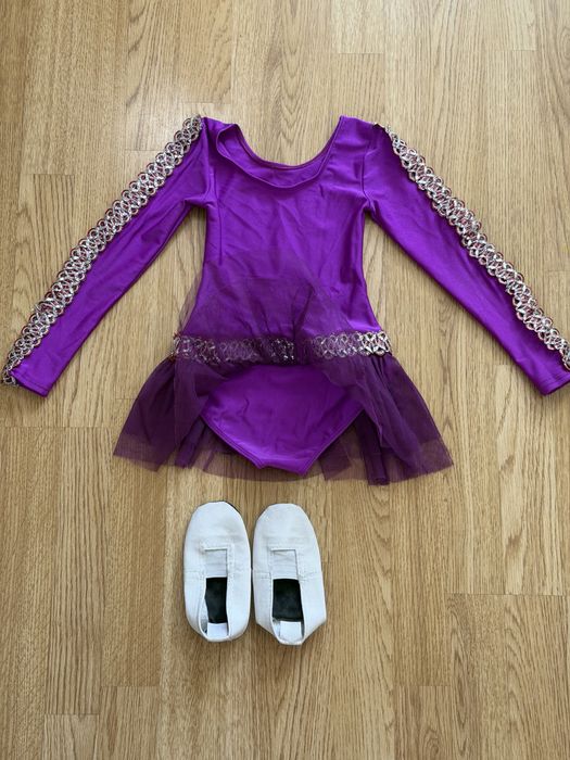 Купальник для танцев ,+чешки 104 размер
