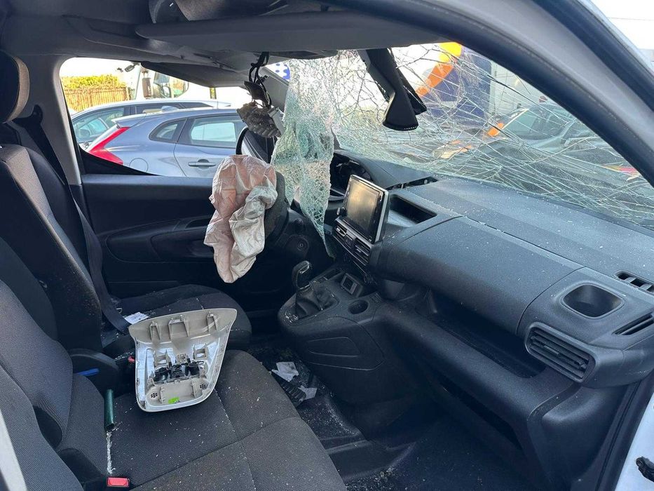 Peugeot PARTNER 1.6 BlueHdi C/FRIO DE CONGELAÇÃO E CAIXA TERMICA