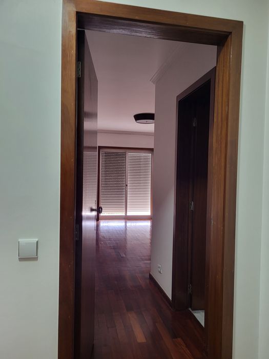 T3 com Terraço em 1°andar, Garagem e Vista para a Penha – 134 m² – Creixomil, Guimarães