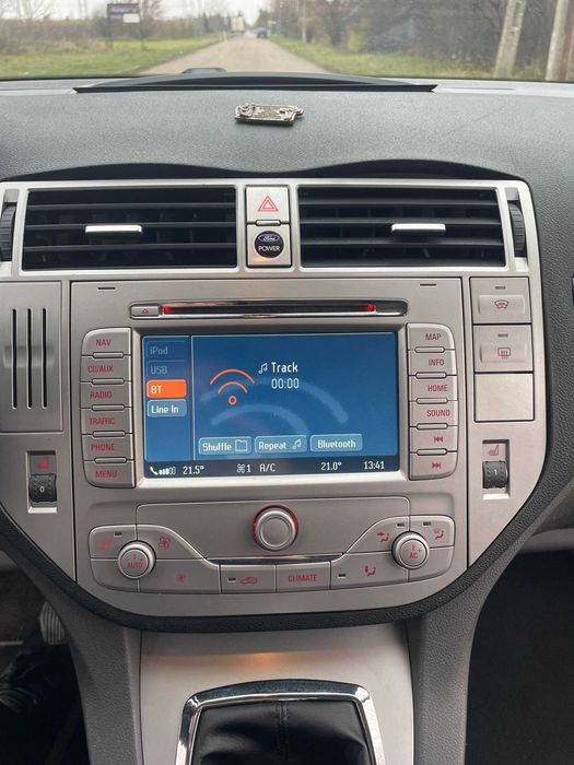 FORD KUGA 2.0 TDCi 136KM * 4x4 * KAMERA * NAVI * BT