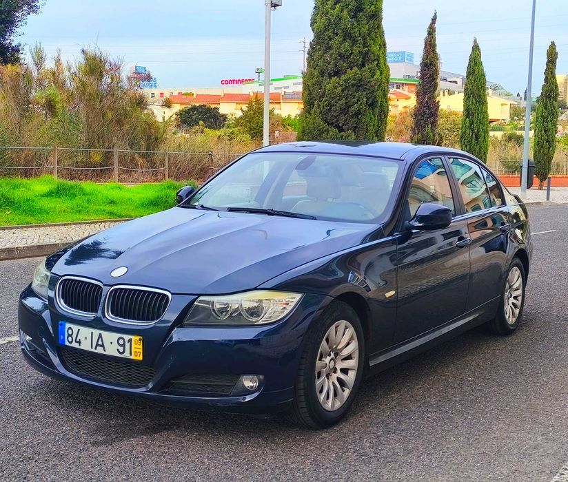 BMW 318d 2009 Facelift foto 3