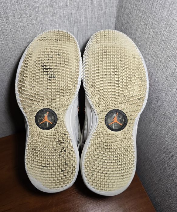 Мужские кожаные кроссовки Nike Air Jordan. 45 р. стелька 29,5 см.