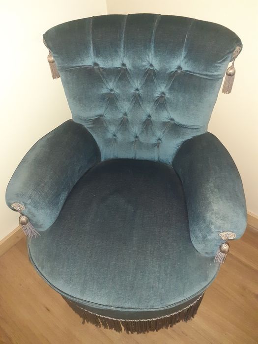 Poltrona cadeirão vinted de veludo azul