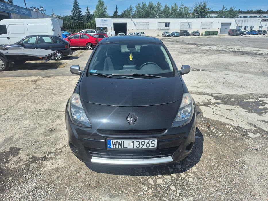 samochód RENAULT CLIO 1.2 2011