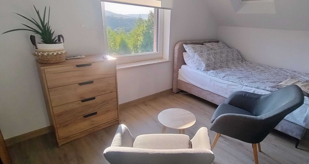 Komfortowy apartament DLA 2 OSÓB. Domek w lesie. Sauna jacuzzi. Beskid