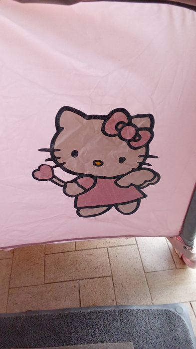 CAMA Hello Kitty Criança. Com  4 Fotos