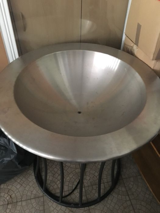 Refrigerador de Bebidas em festas com gelo e agua