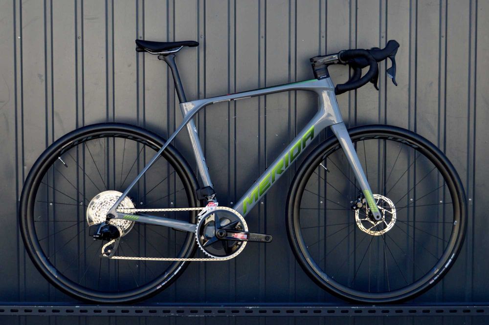 FV23 komfortowy MERIDA SCULTURA ENDURANCE Rival-Edition AXS Road+ L XL