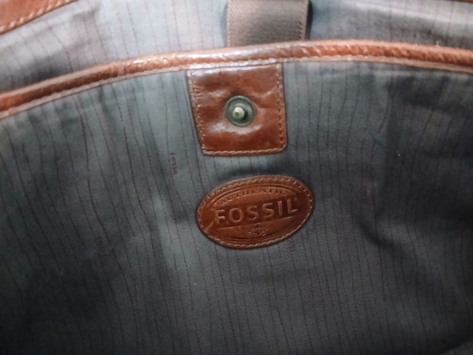 Mala de cabedal da Fossil