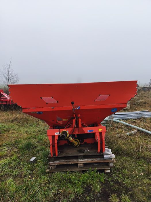 Rozsiewacz nawozów rauch kuhn mds 735, 1800 kg
