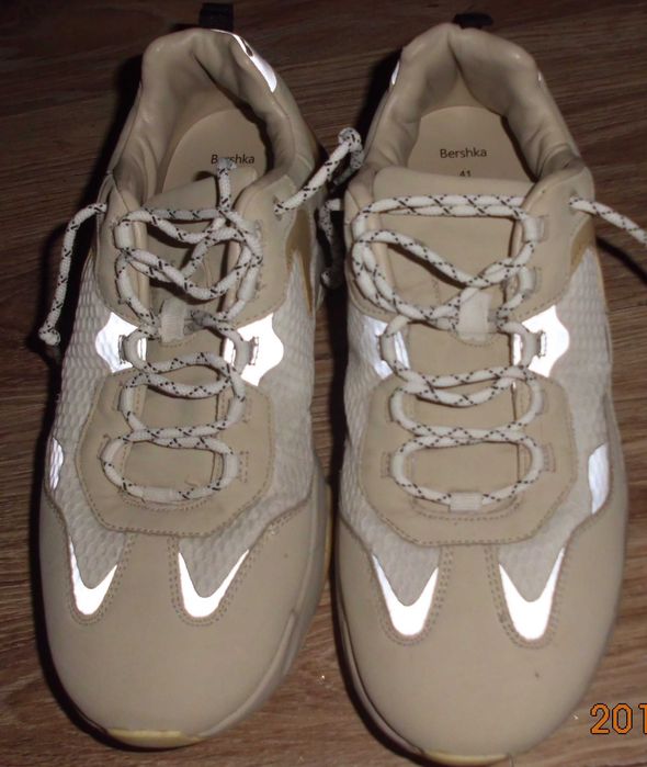 damskie buty sportowe oryg. Bershka roz.41 z odblaskami...