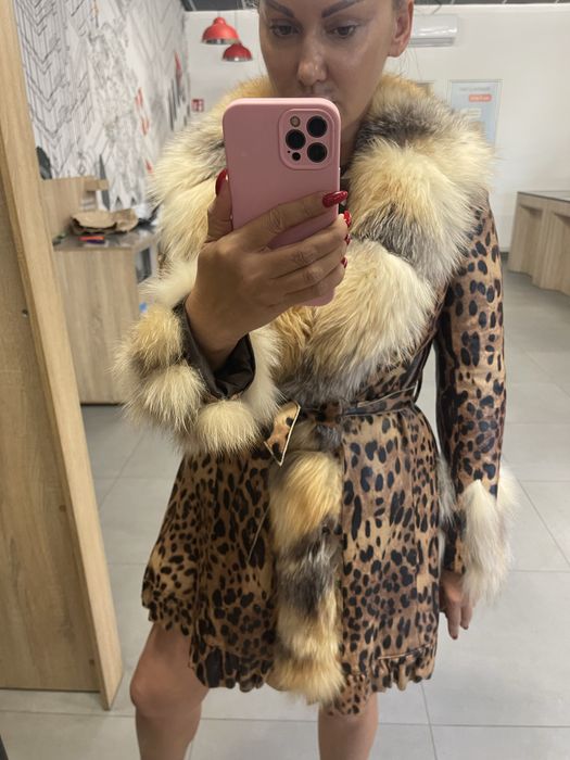Пальто шкіряне, леопардове з хутром!