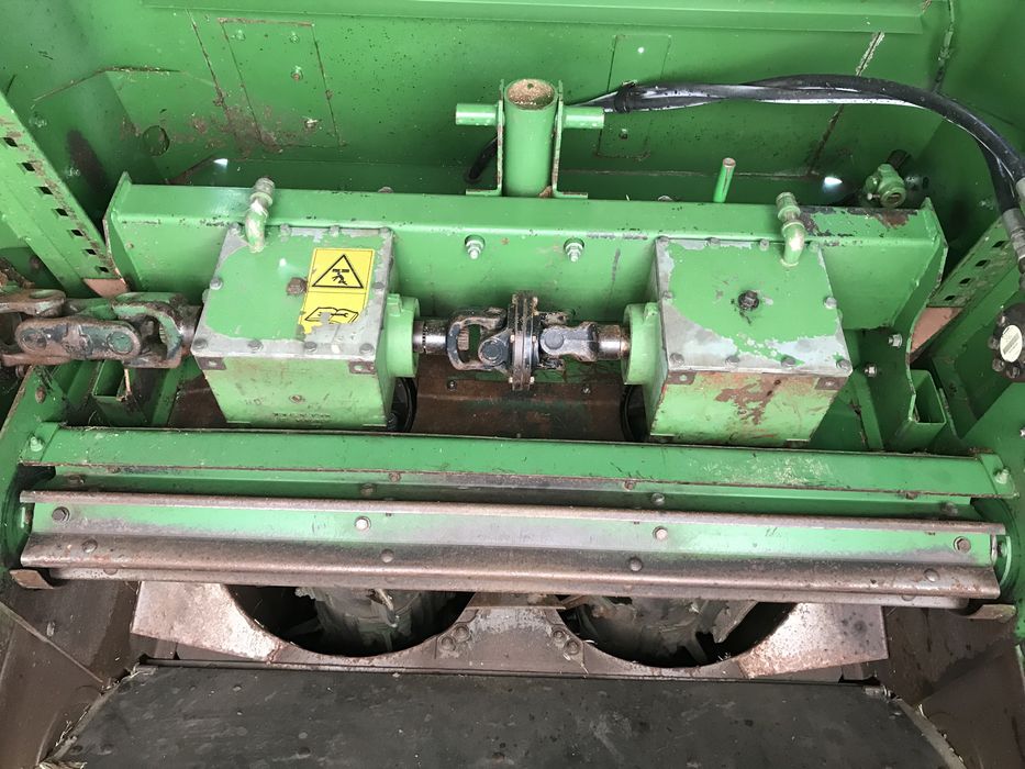 Комбайн зернозбиральний John Deere CTS