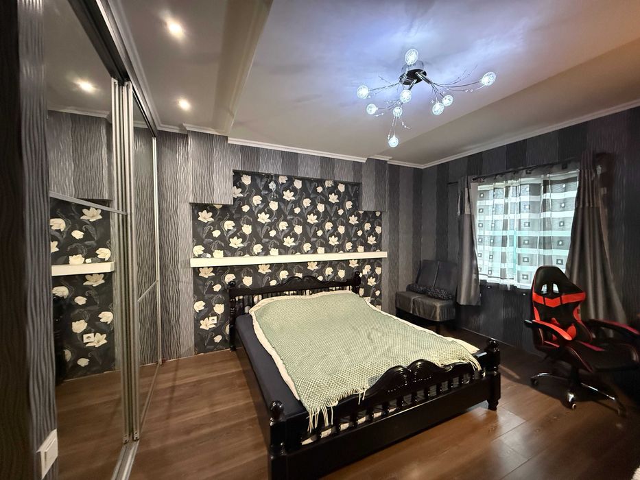 Продаж капітального 5кім будинку в м. Миронівка Є ВІДЕООГЛЯД