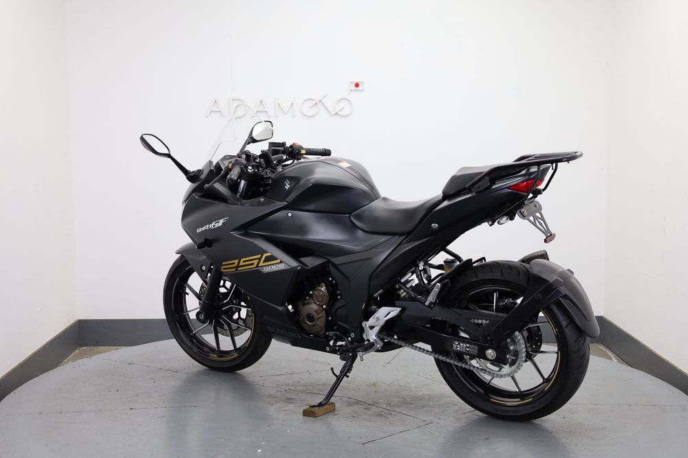 Suzuki Gixxer 250SF ABS