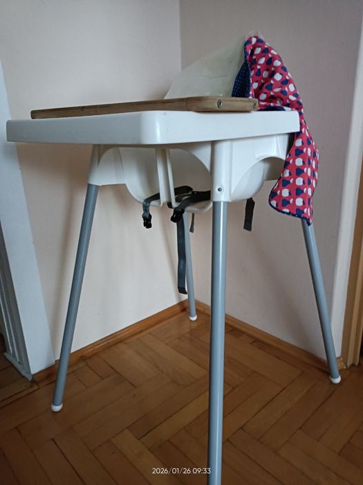 Stołeczek do karmienia