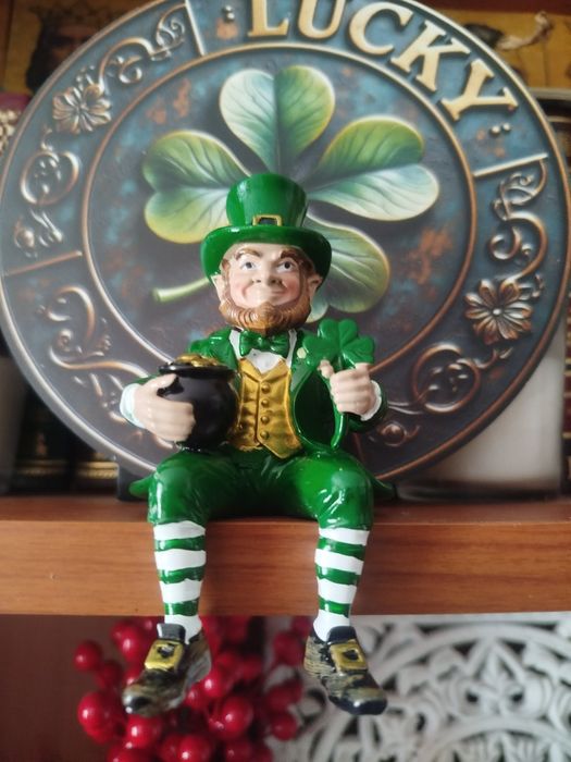 Estatueta Duende Irish celta da Sorte em Resina Irish