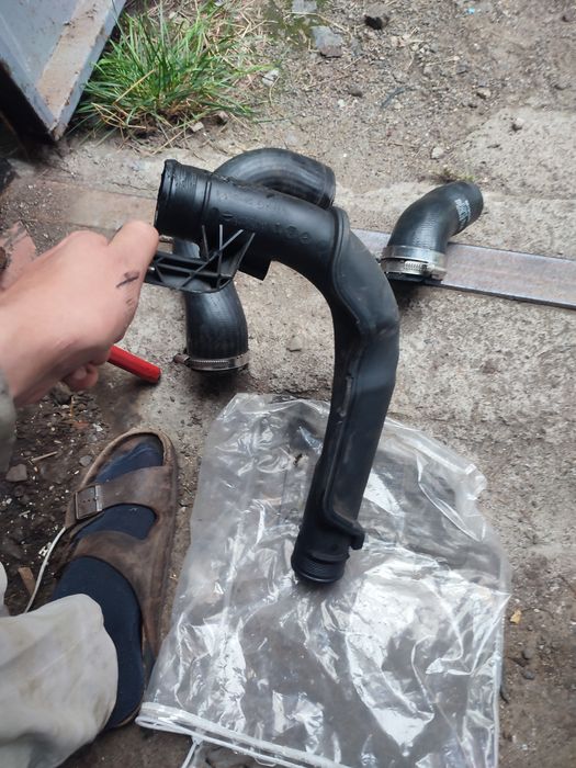 1k0145770ae патрубок інтеркулера