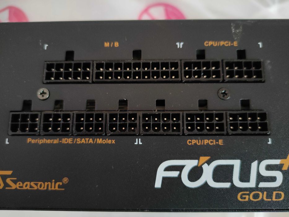 Блок питания 550W модульный Seasonic Focus Plus GOLD SSR-550FX