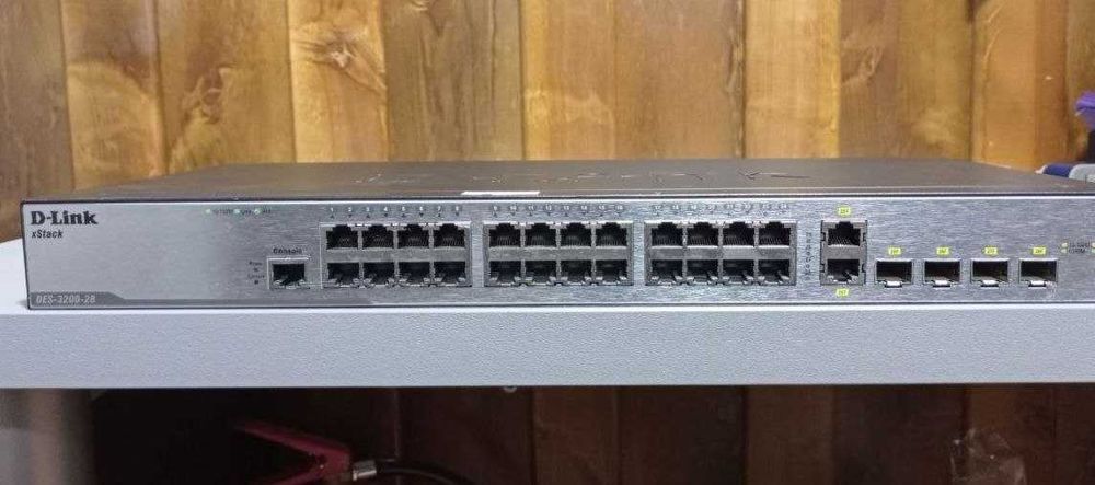 Продам світч / Ethernet Switch