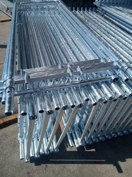 Rusztowanie na szczyt 70m2 Plettack nowe nie używane