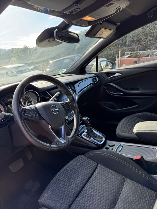 Opel Astra 2019 automat