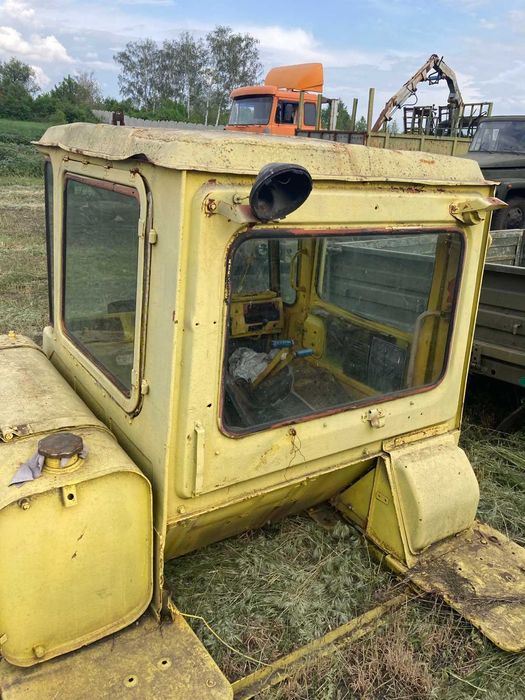 Кабіна бульдозера ДТ -75