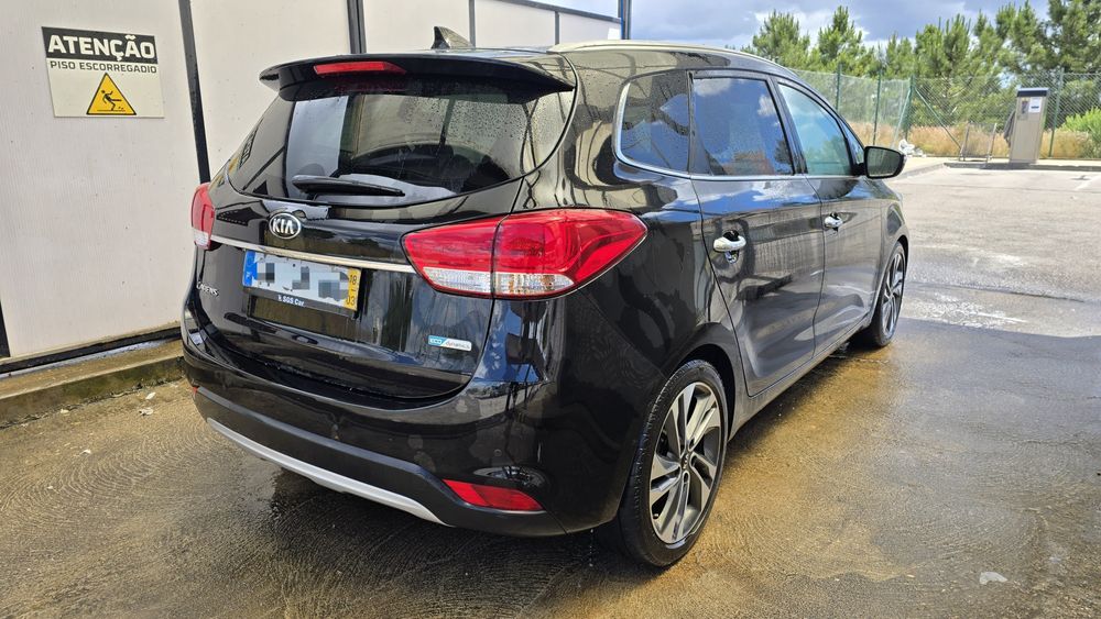 Kia Carens 1.7 CRDi, caixa automática, 2018