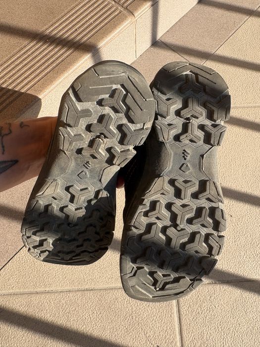 Buty turystyczne dla dzieci Quechua NH100 mid roz.33 prawie nieuzywane